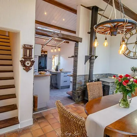 Du Mont Plaisir Vila Chouvigny